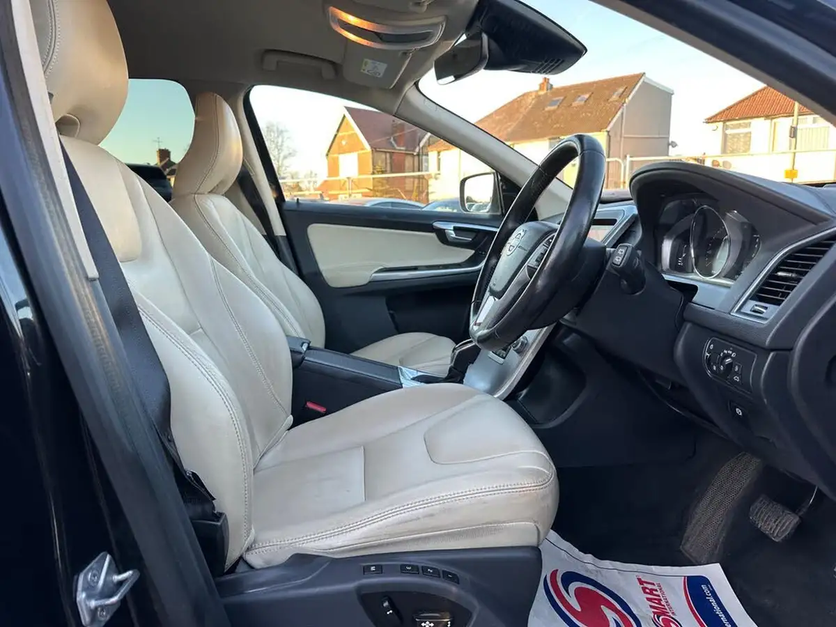2017-volvo-xc60-20-t5-se-lux-big-22