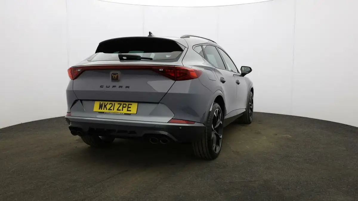 2021-cupra-formentor-20-tsi-vz2-big-38