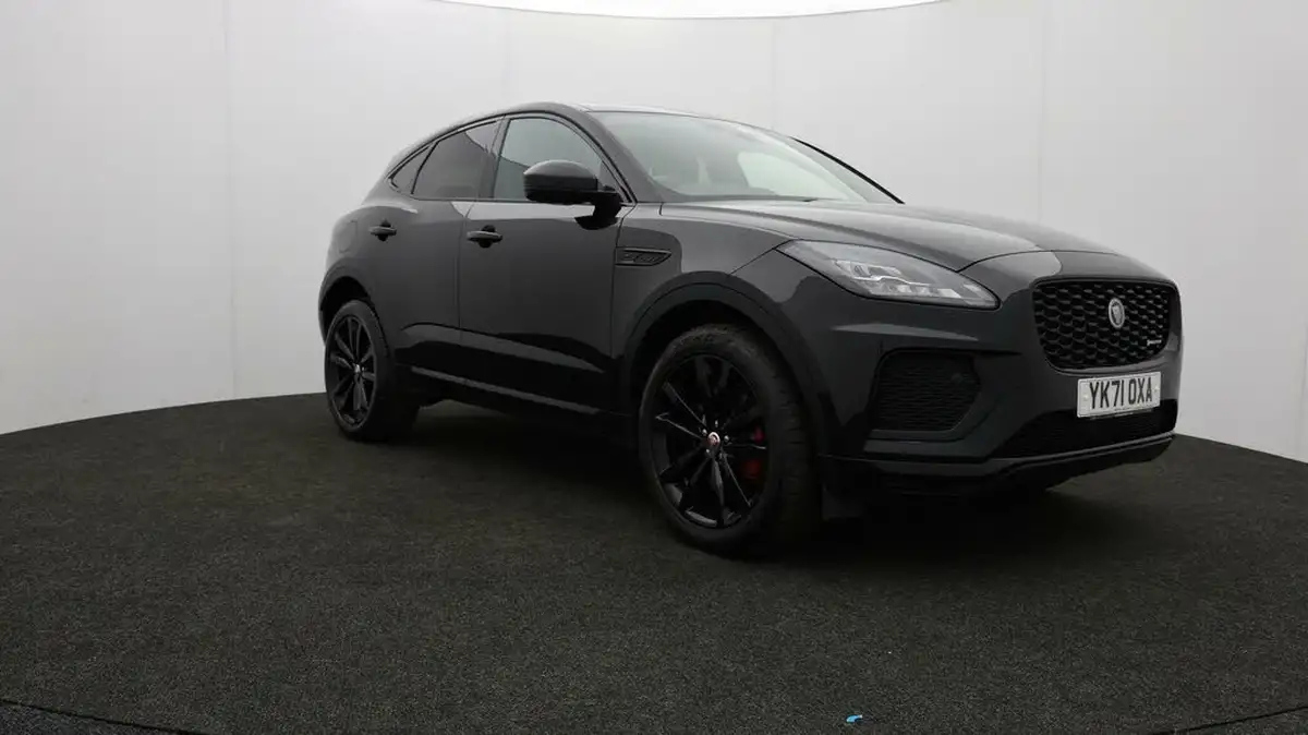 2021-jaguar-e-pace-20-d200-r-dynamic-black-big-0