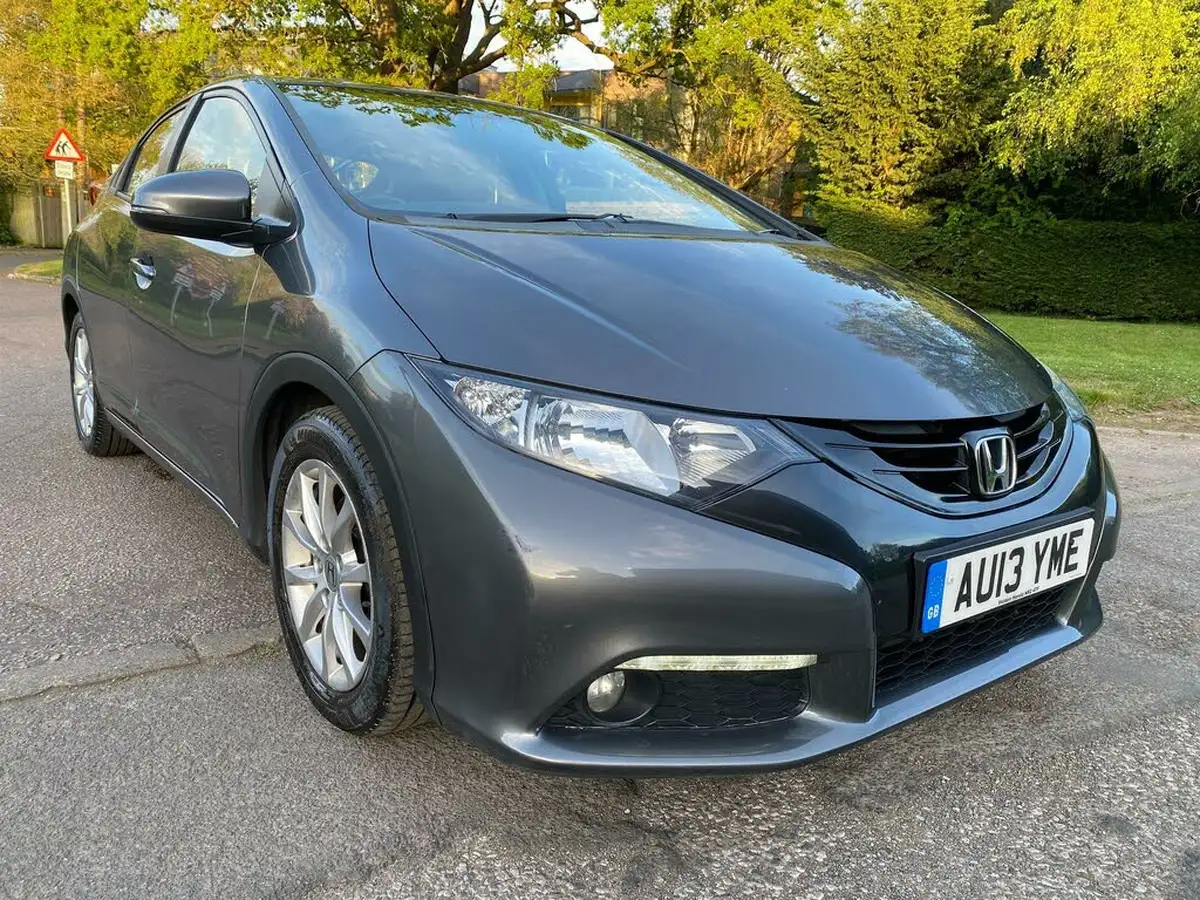 2013-honda-civic-18-es-auto-big-1