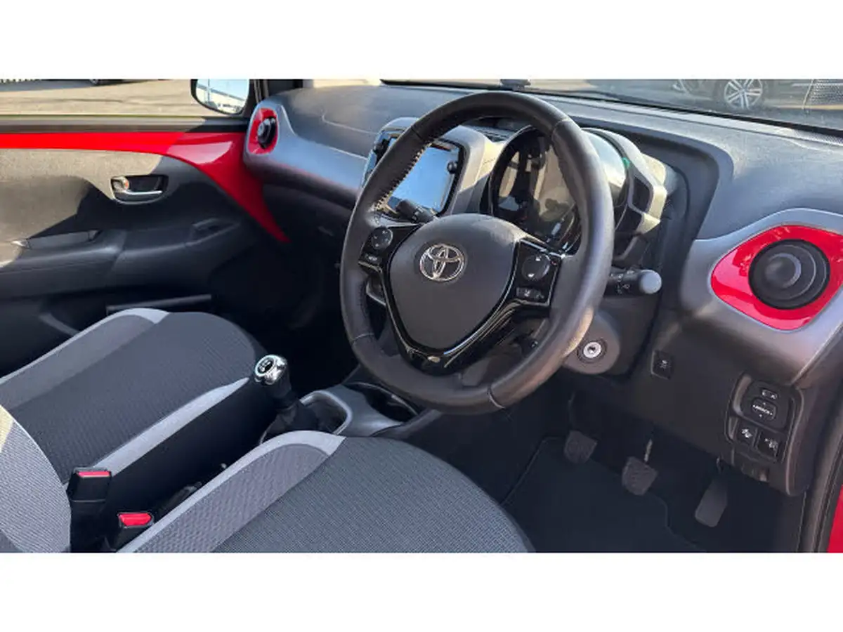 2020-toyota-aygo-10-vvt-i-x-trend-tss-big-10