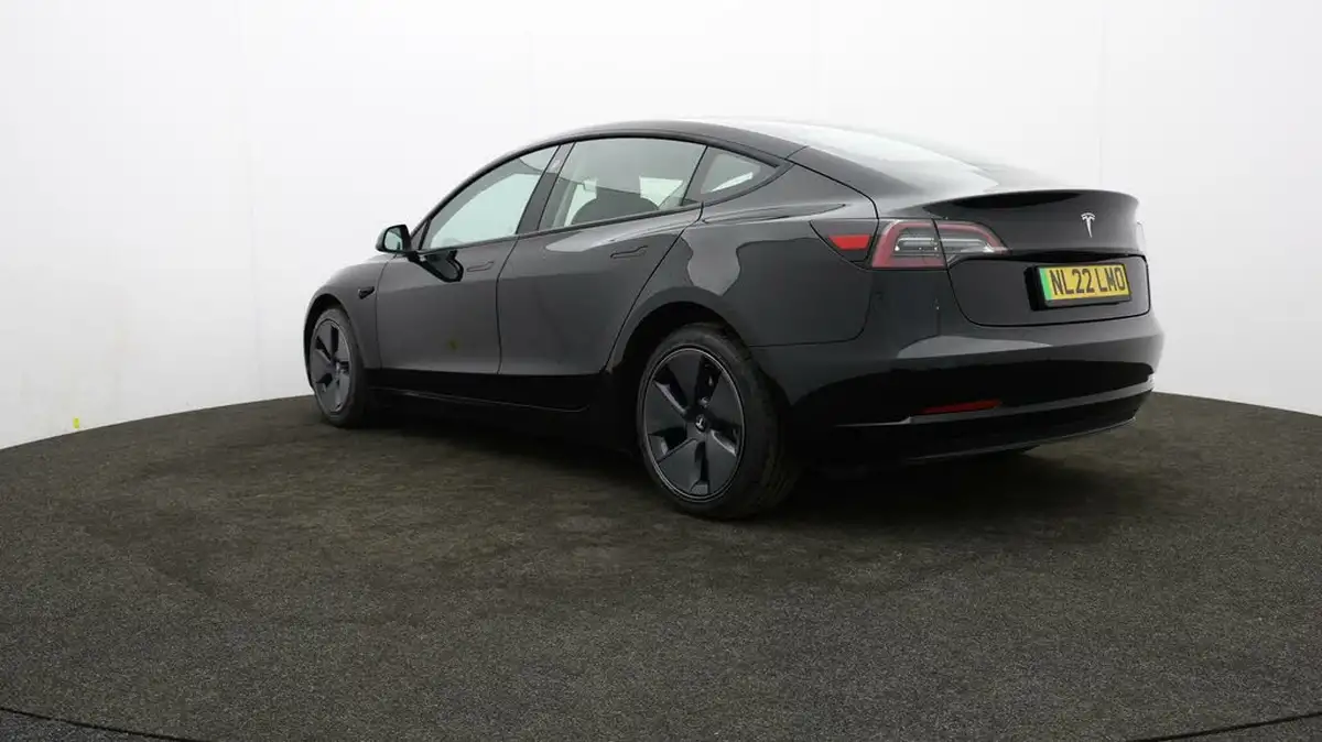 2021-tesla-model-3-e-standard-plus-big-70