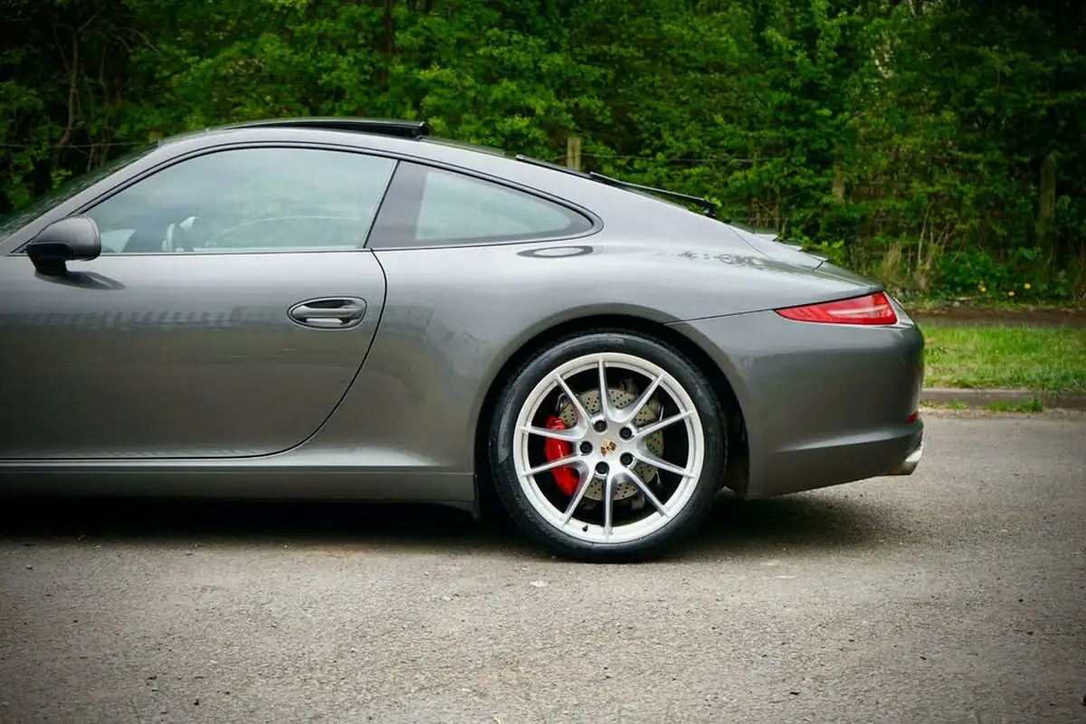 2012-porsche-911-38-carrera-s-400bhp-coupe-pdk-big-21
