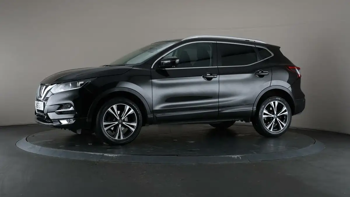 2017-nissan-qashqai-12-dig-t-n-connecta-big-33