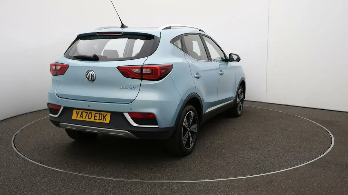 2021-mg-zs-suv-e-exclusive-ev-big-49