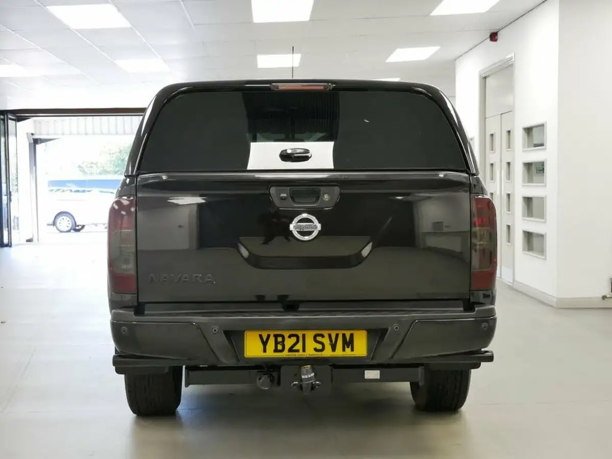 2021-nissan-navara-23dci-tt-tekna-8-navileather-auto-big-24