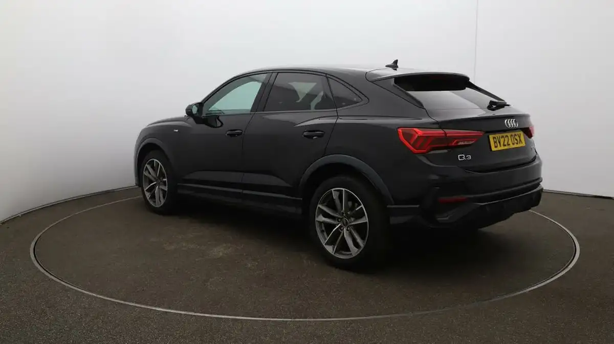 2022-audi-q3-15-35-tfsi-black-edition-cod-sportback-s-tronic-big-5