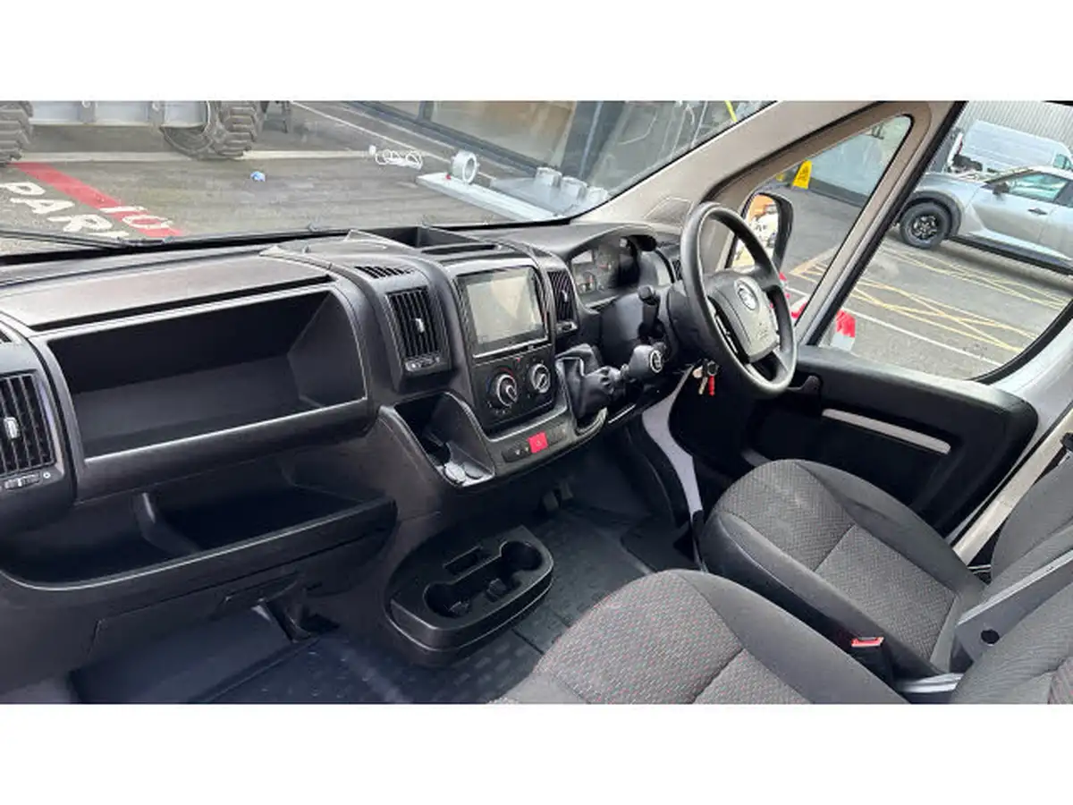 2023-vauxhall-movano-22cdti-l3-h2-3500-prime-140pseu6d-2179cc-big-8