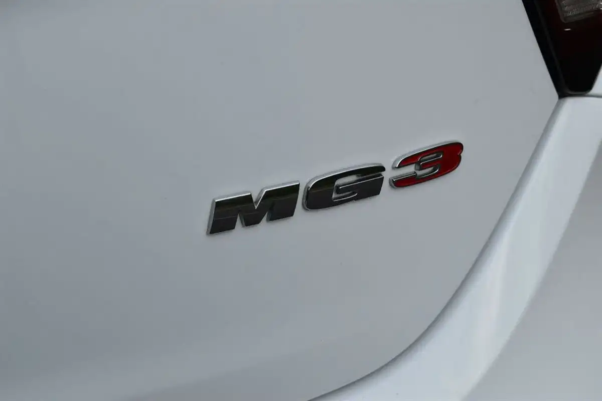 2024-mg-mg3-15-vti-tech-exclusive-nav-big-38