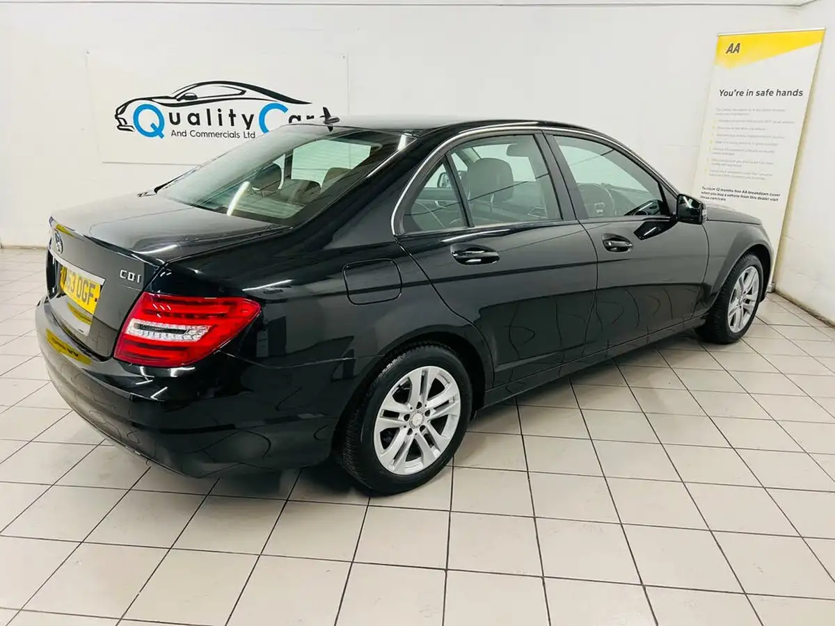 2014-mercedes-benz-c-class-21cdi-c200-cdi-executive-se-134bhp-saloon-4d-7g-tronic-plus-big-8