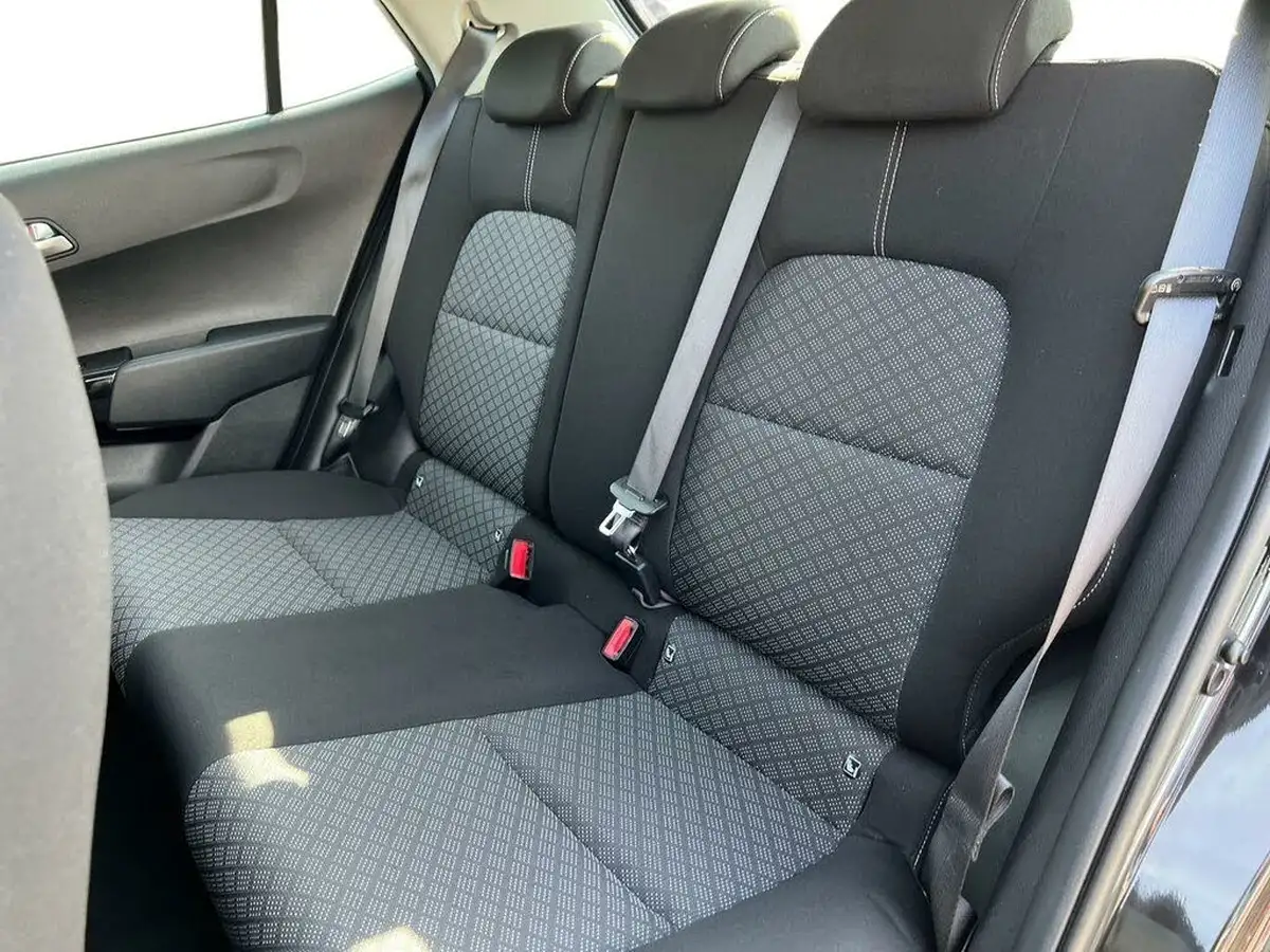 2024-kia-picanto-10-2-big-7