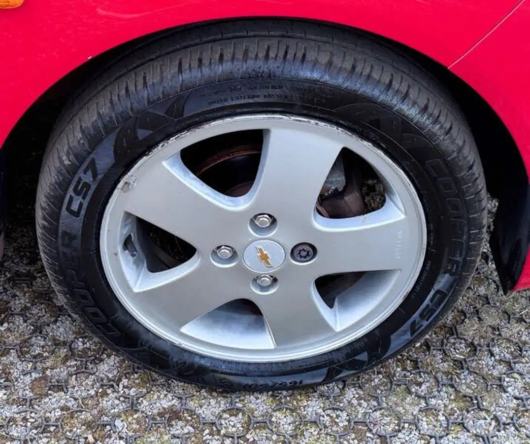 2011-chevrolet-spark-12-lt-big-39