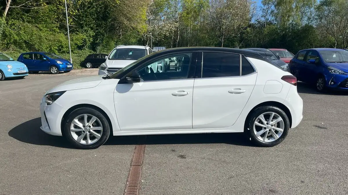 2021-vauxhall-corsa-12i-elite-nav-big-16