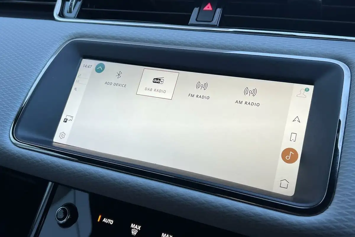 2022-land-rover-range-rover-evoque-20-d200-r-dynamic-s-big-19