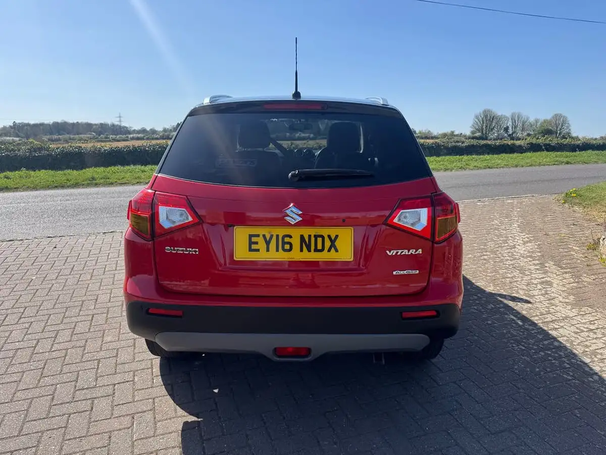 2016-suzuki-vitara-16ddis-sz5-allgrip-big-18
