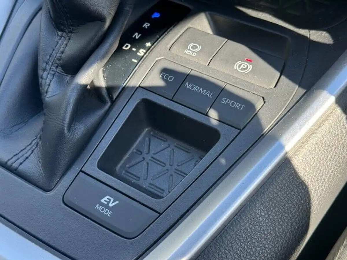 2019-toyota-rav4-25-vvt-i-icon-big-23