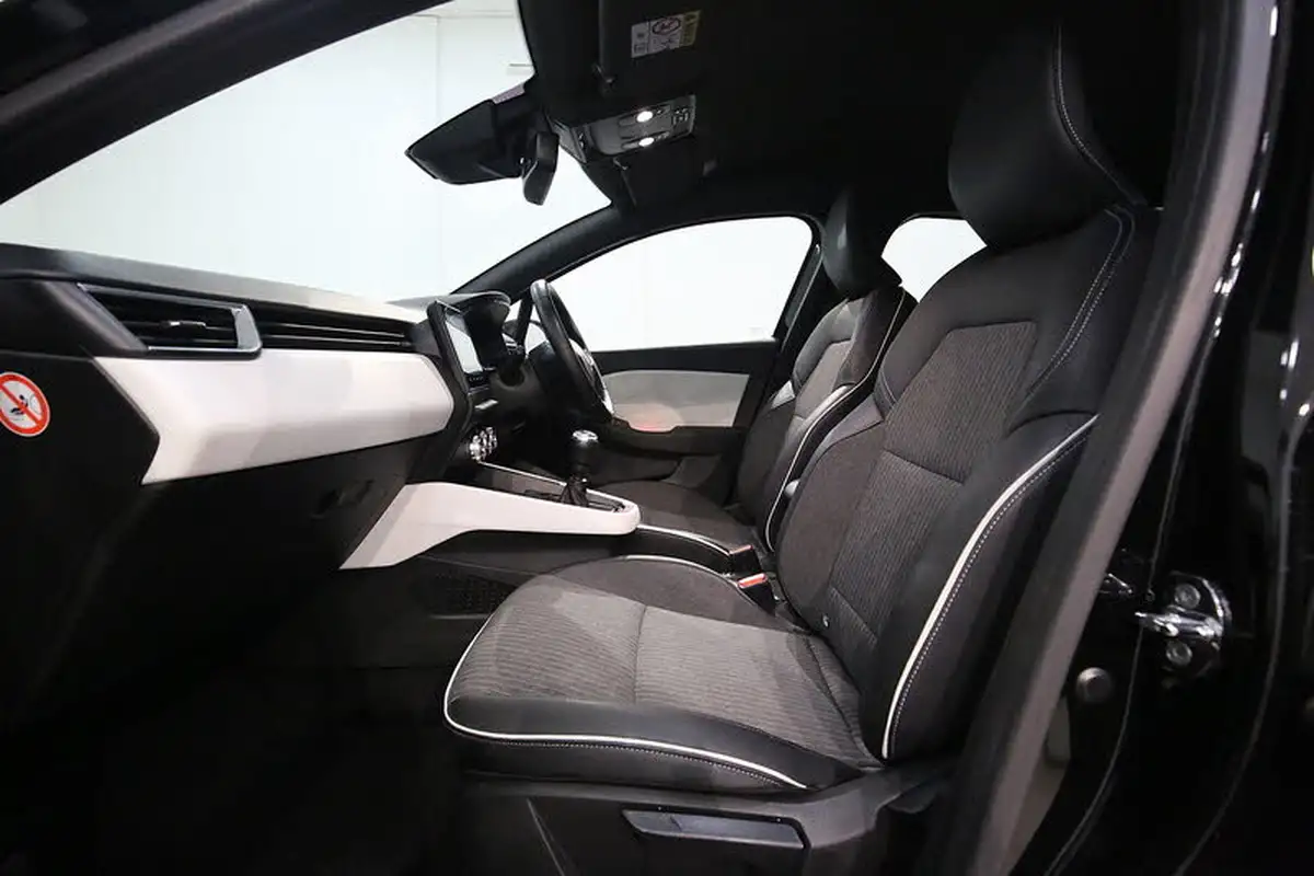 2021-renault-clio-10-tce-s-edition-90ps-big-17