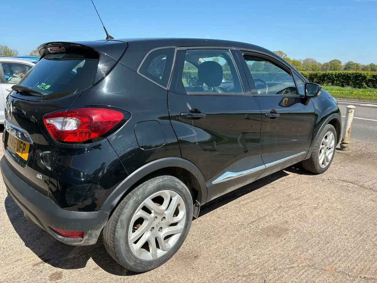 2016-renault-captur-15dci-dynamique-nav-110bhp-energy-ss-big-7