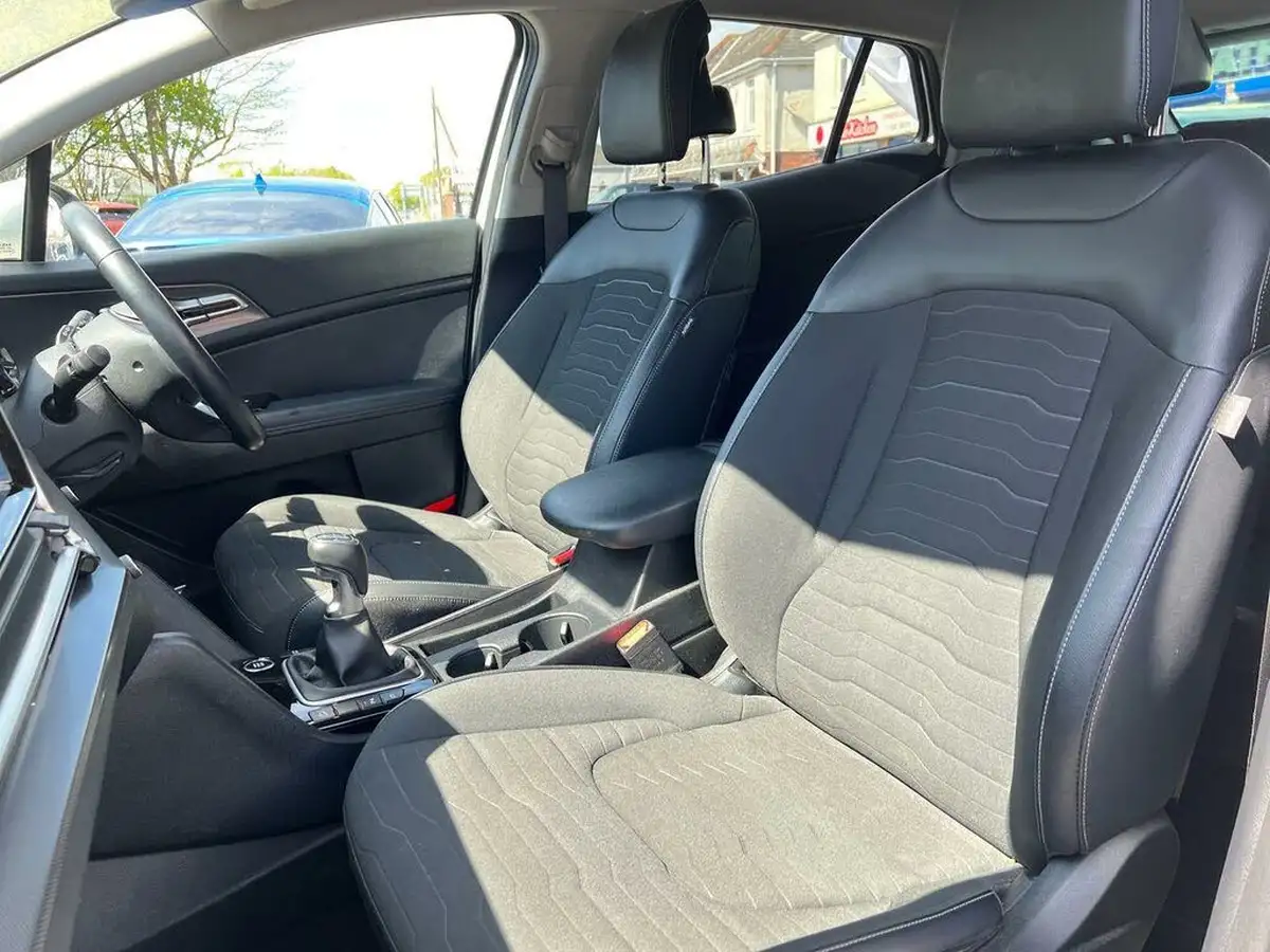 2022-kia-sportage-16-t-gdi-launch-edition-big-24