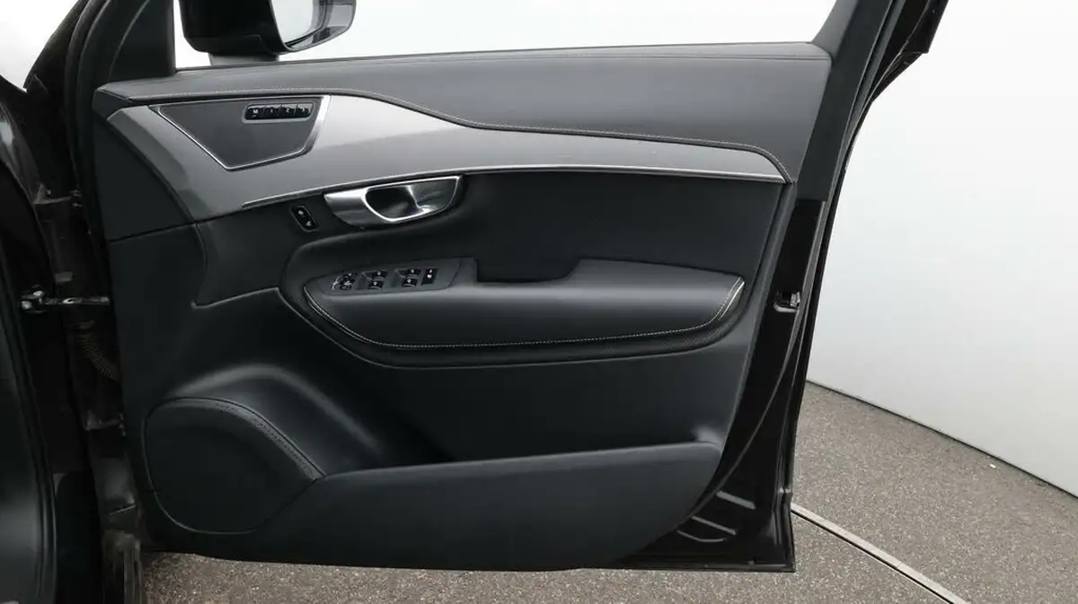 2021-volvo-xc90-20-t8-r-design-390bhp-big-15