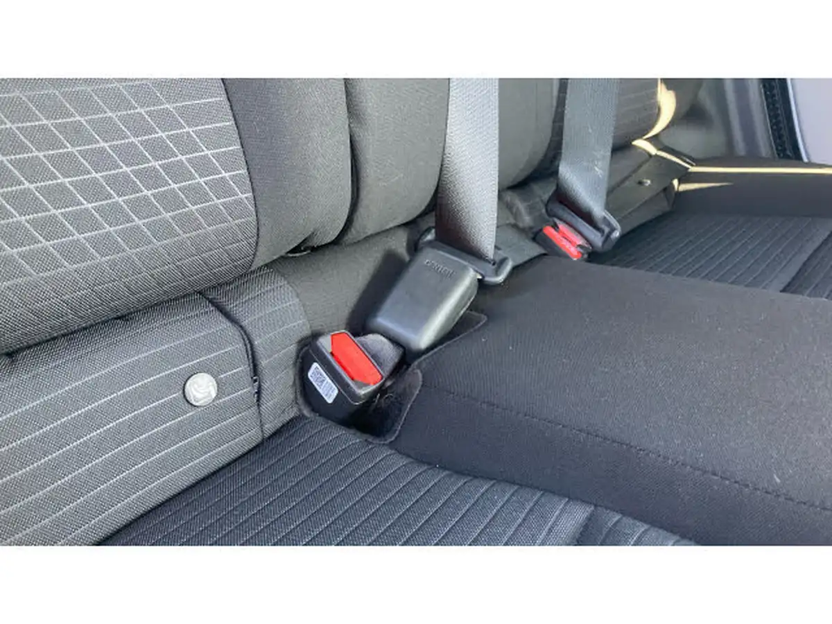 2023-hyundai-i20-10-t-gdi-ultimate-48-volt-hybrid-eclutch-imt-big-16