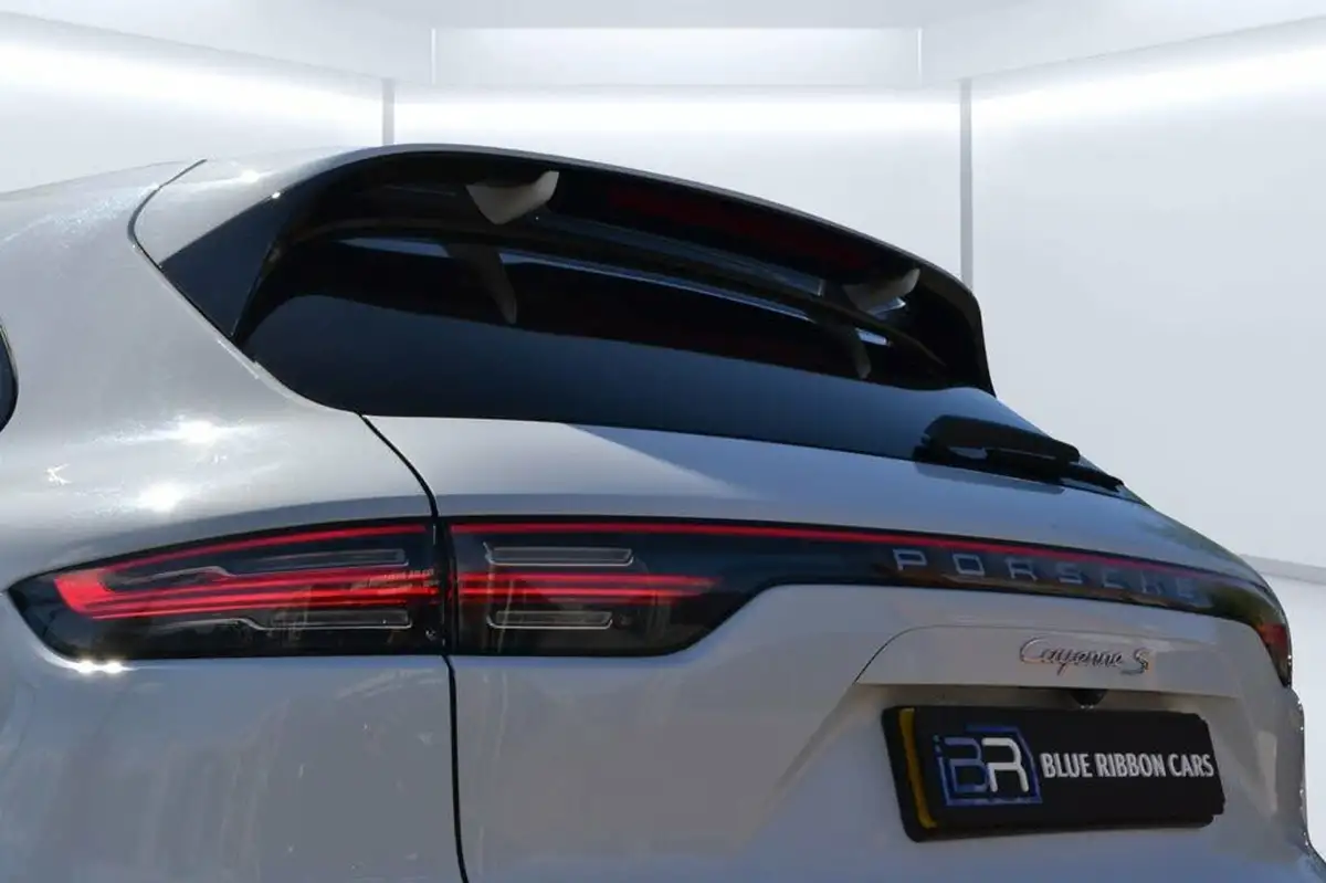 2020-porsche-cayenne-30-v6-s-big-26