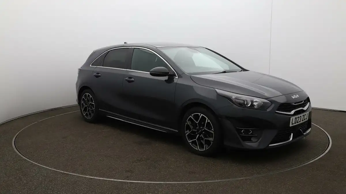 2022-kia-ceed-15-t-gdi-gt-line-big-1