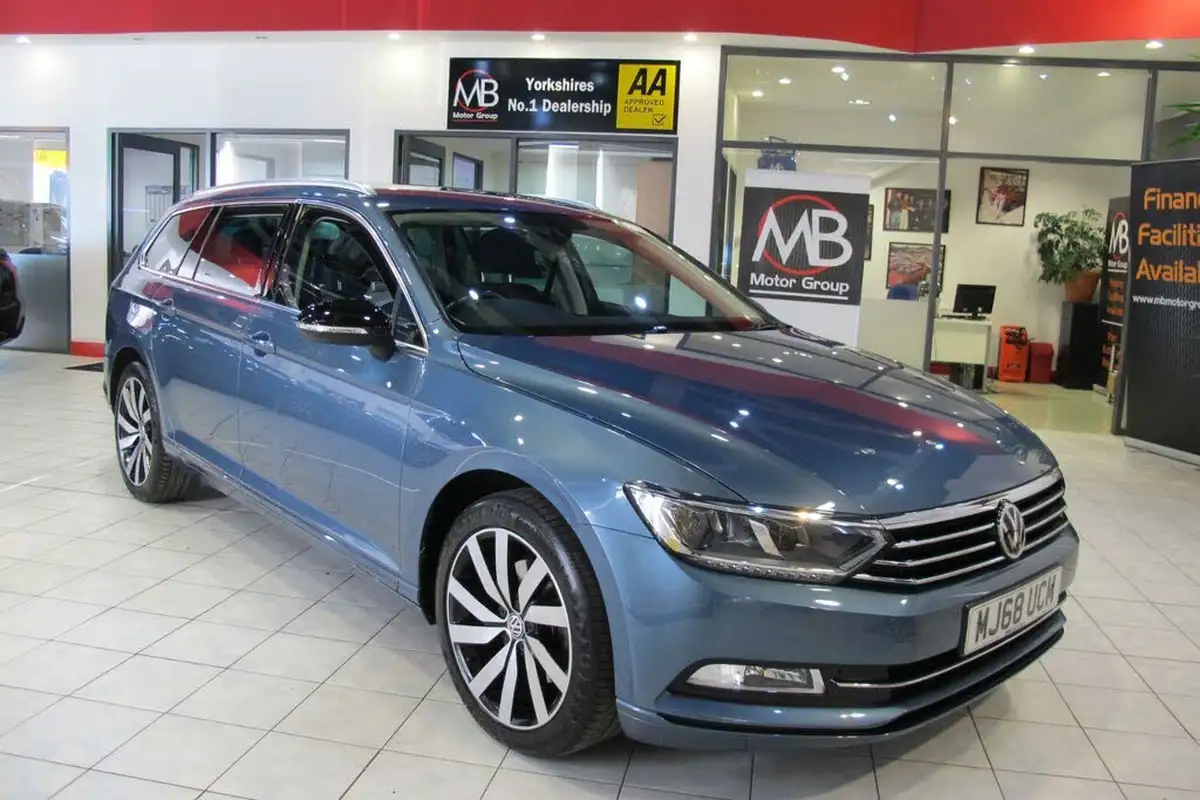 2018-volkswagen-passat-15-tsi-se-business-estate-5d-dsg-big-4