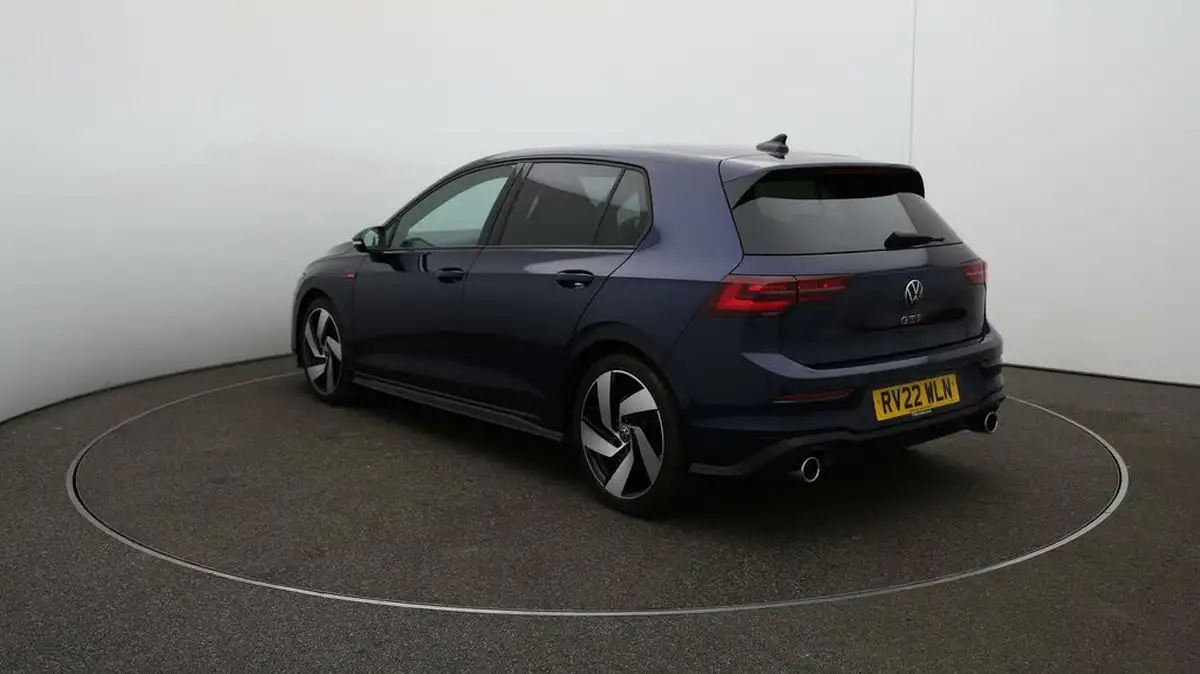 2022-volkswagen-golf-20-tsi-gti-dsg-big-55