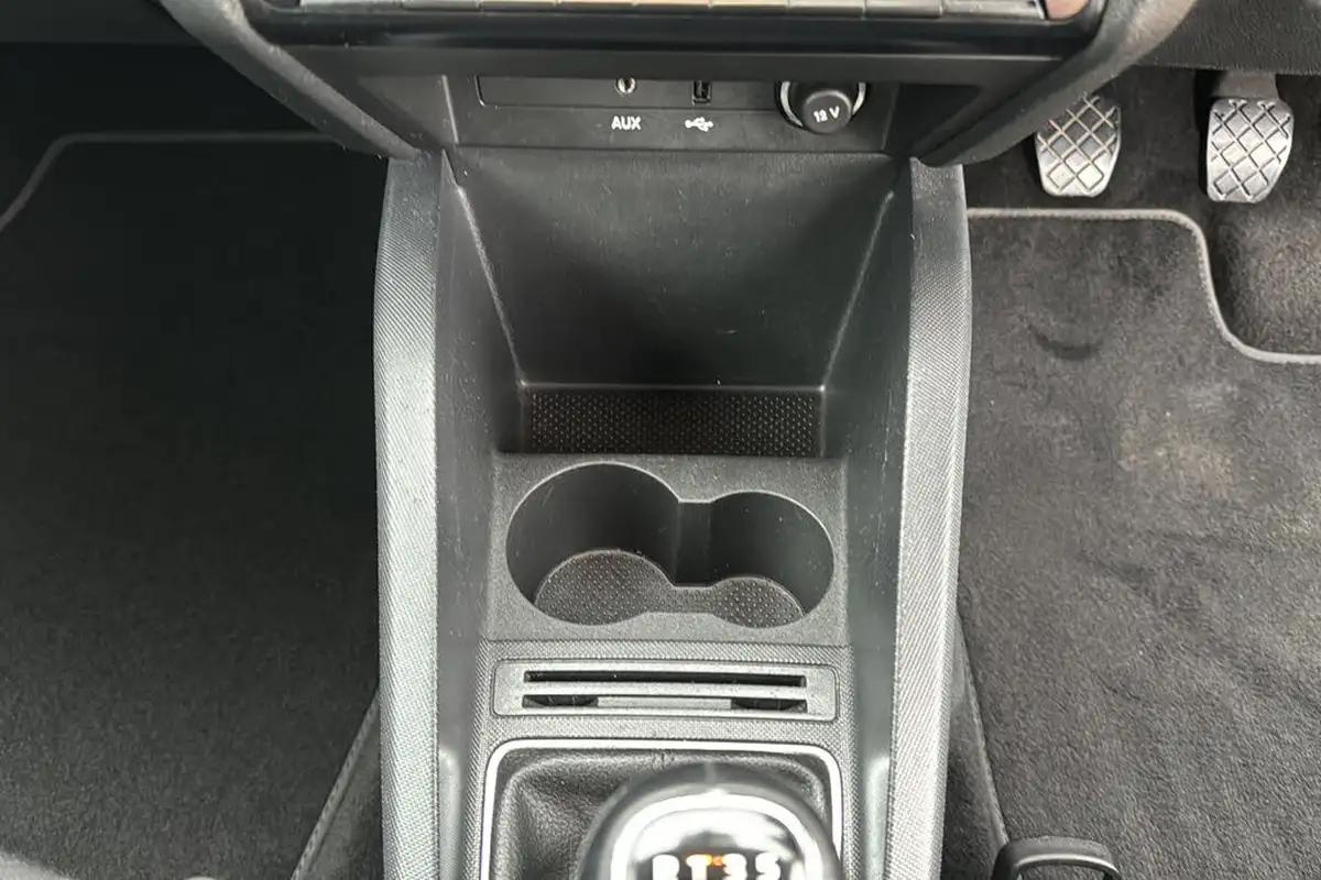 2016-skoda-fabia-12-tsi-se-l-109ps-hatchback-big-29