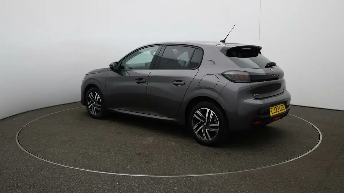 2023-peugeot-208-12-puretech-allure-premium-100ps-big-55