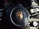 2022-porsche-macan-20-small-22