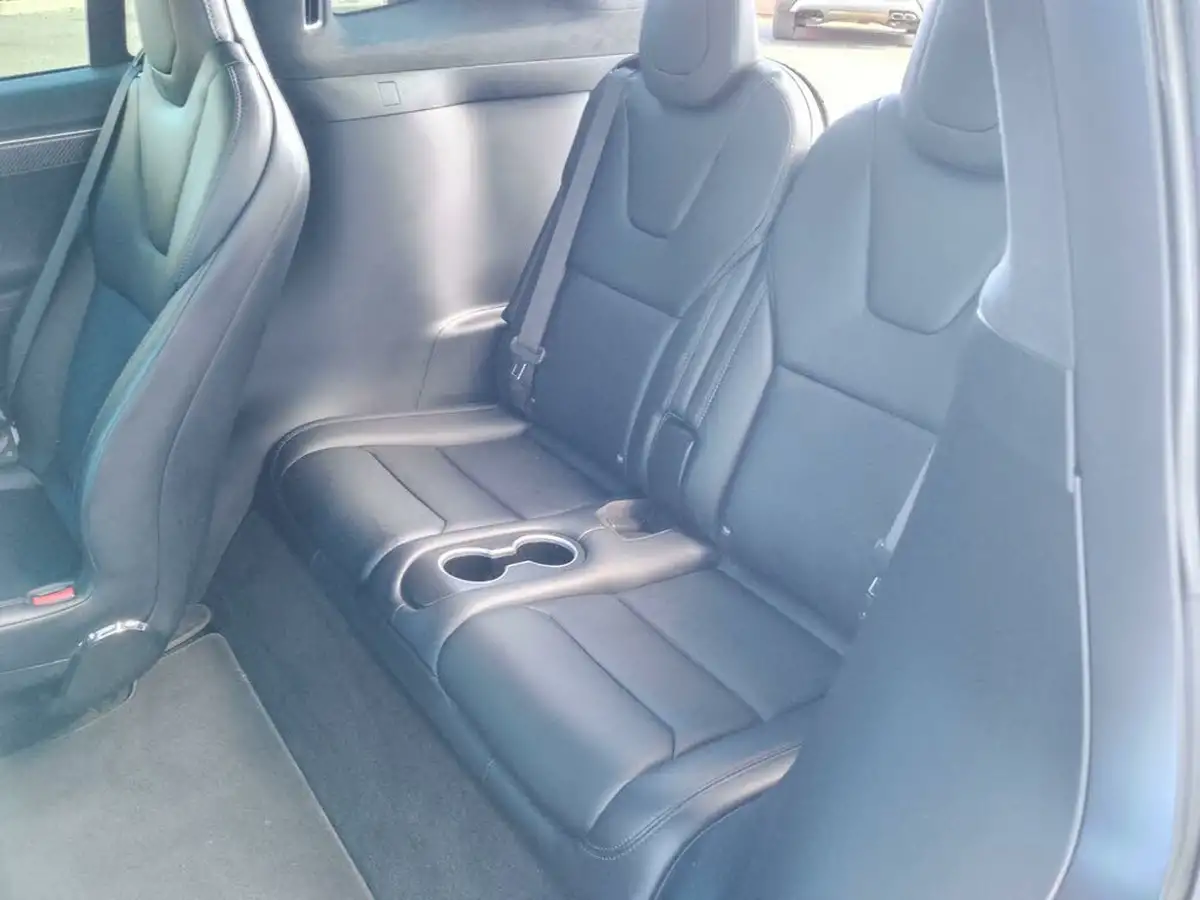 2018-tesla-model-x-e-75d-big-38
