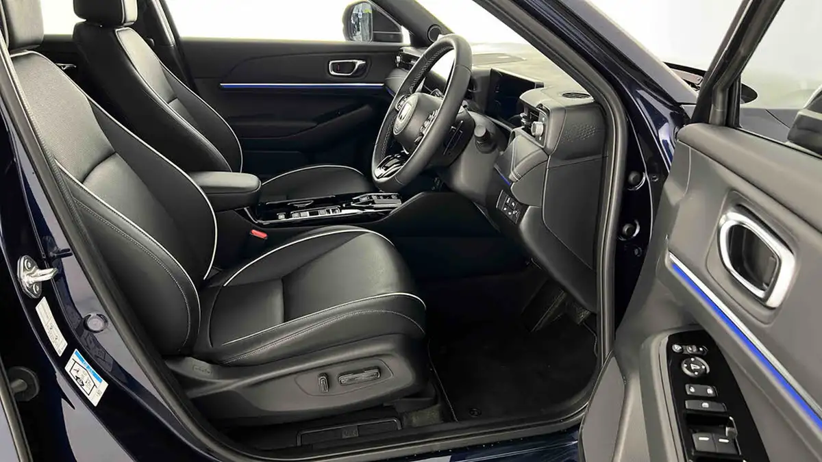 2024-honda-eny1-e-advance-big-12