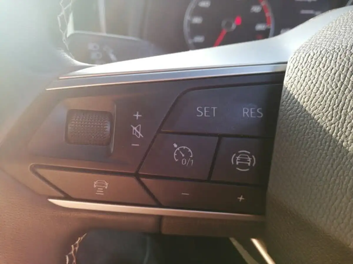 2021-seat-arona-10-tsi-xperience-dsg-big-11