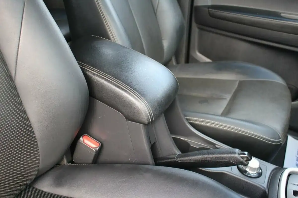 2019-isuzu-d-max-19td-utah-auto-big-14