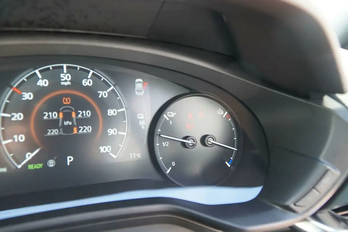 2023-mazda-mx-30-e-exclusive-line-145ps-0cc-big-45