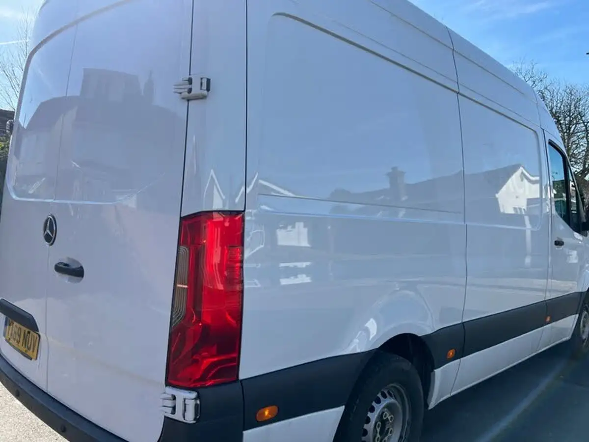 2020-mercedes-benz-sprinter-21cdi-314-l2h1-panel-van-fwd-big-50