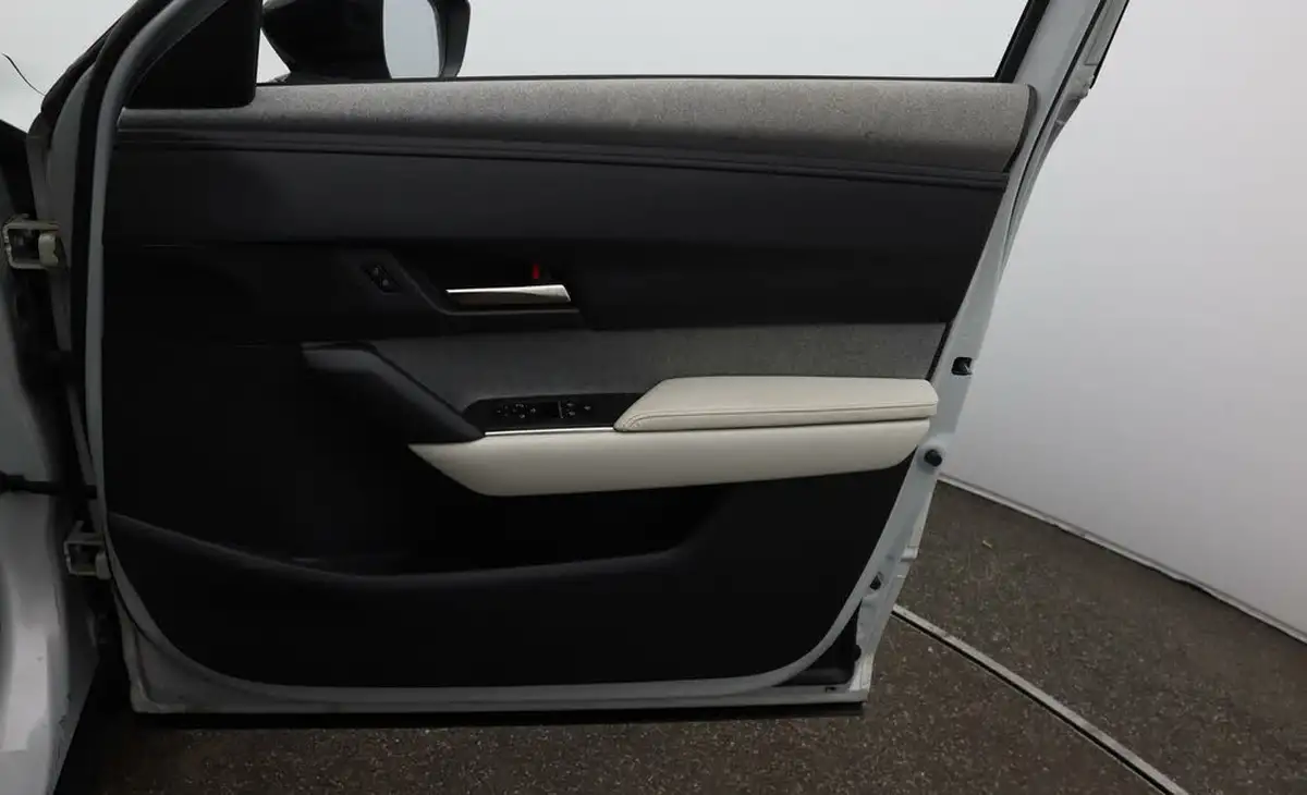 2021-mazda-mx-30-e-first-edition-big-15