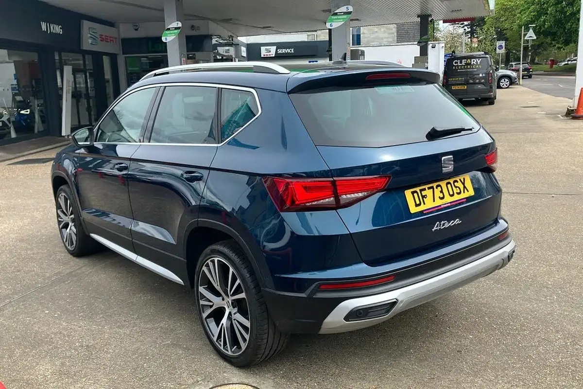 2024-seat-ateca-15-ecotsi-xperience-lux-dsg-big-1