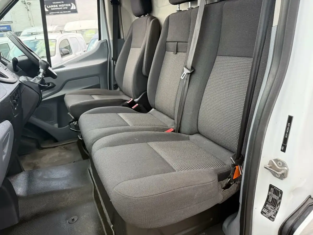 2016-ford-transit-22tdci-350-l2h2-155ps-rwd-panel-van-big-11