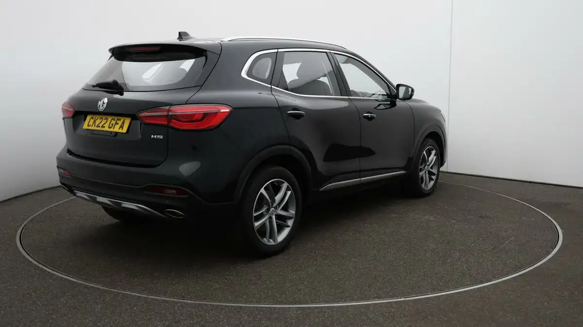 2022-mg-hs-15t-gdi-excite-162ps-big-7