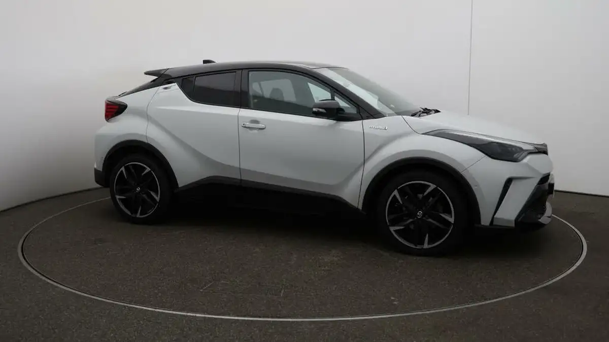 2021-toyota-c-hr-18-vvt-i-gr-sport-big-40