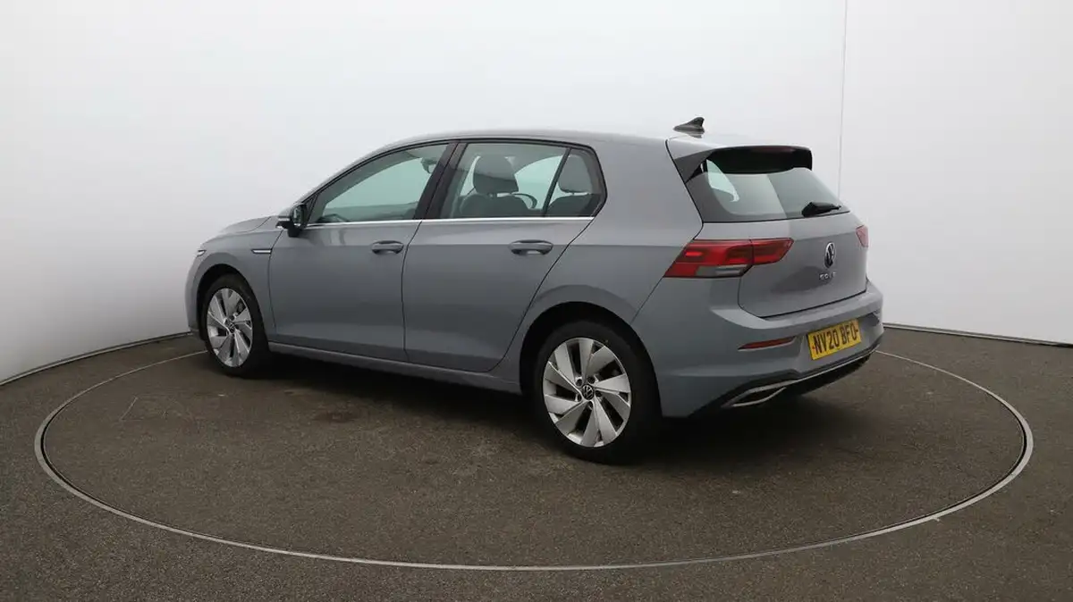 2020-volkswagen-golf-15-tsi-style-130ps-hatchback-big-56