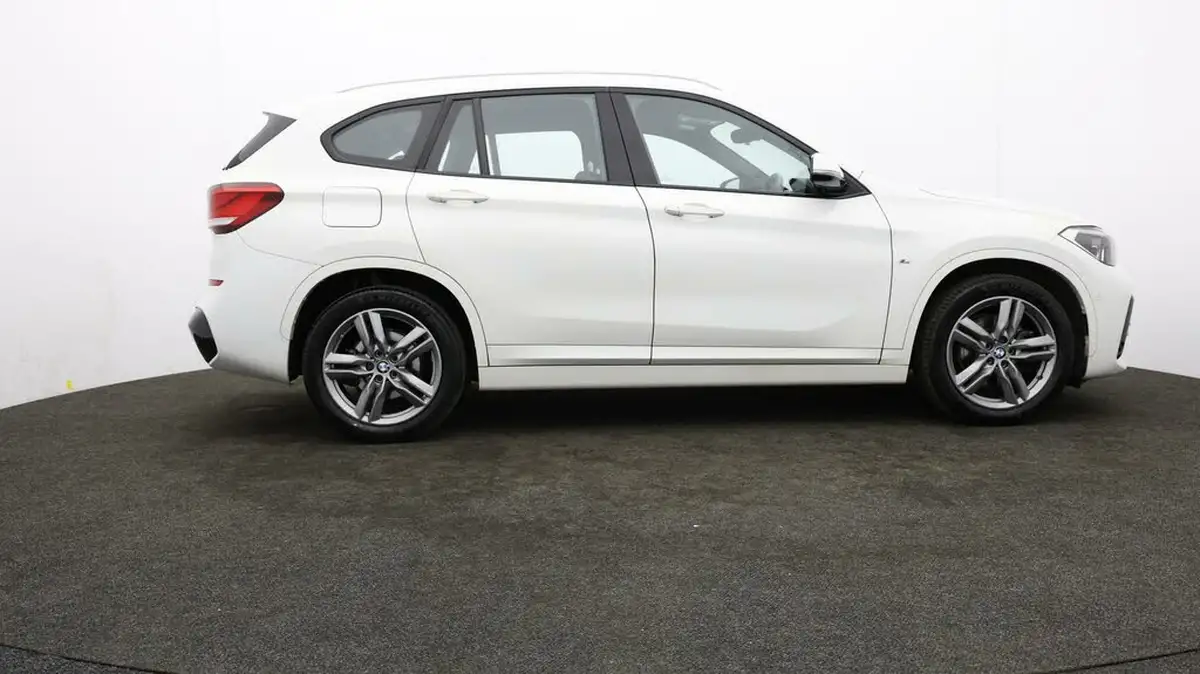 2020-bmw-x1-15-xdrive-25e-phev-m-sport-big-30