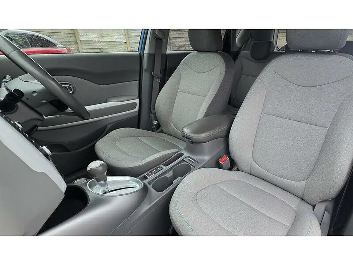 2016-kia-soul-ev-ev-big-39