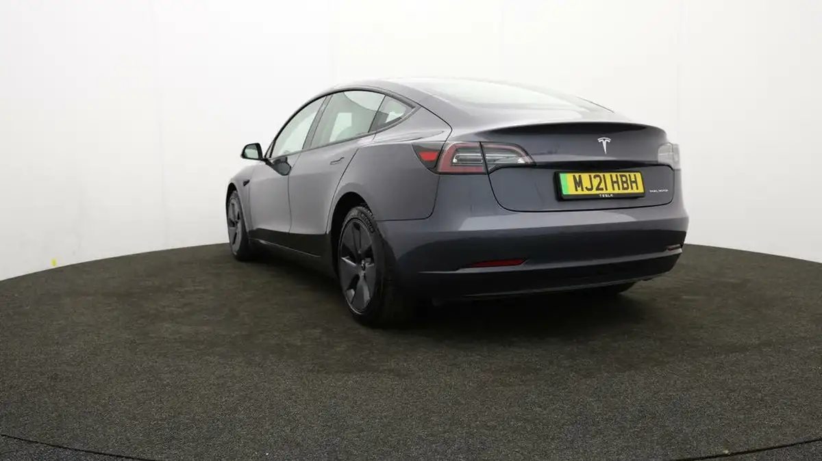 2021-tesla-model-3-e-long-range-4x4-big-71