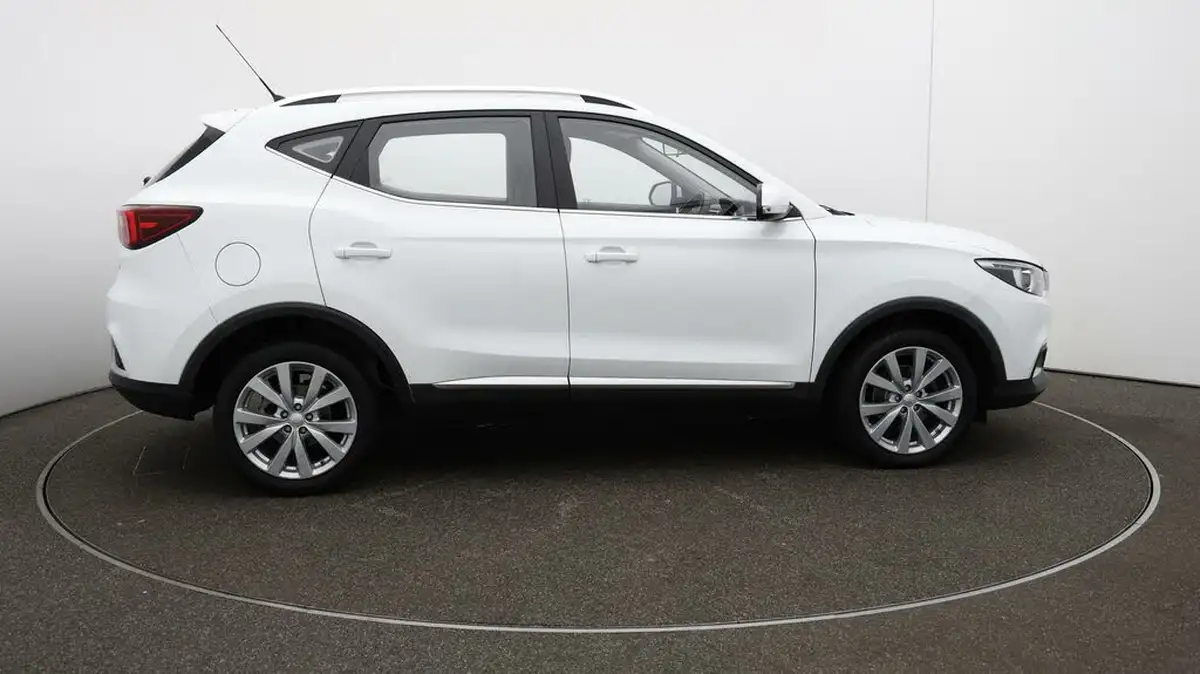2019-mg-zs-suv-15-vti-tech-excite-106ps-big-41