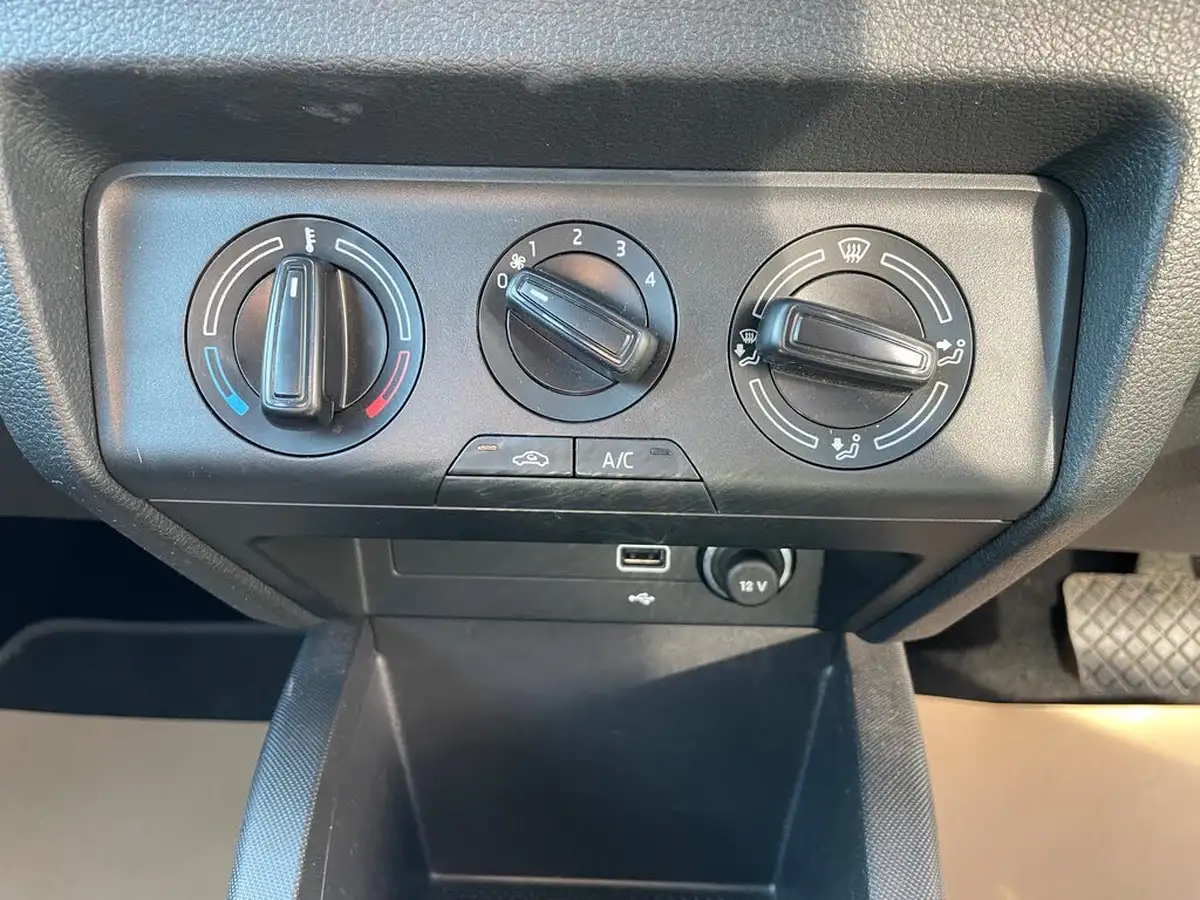 2019-skoda-fabia-10-tsi-se-109ps-estate-dsg-big-19