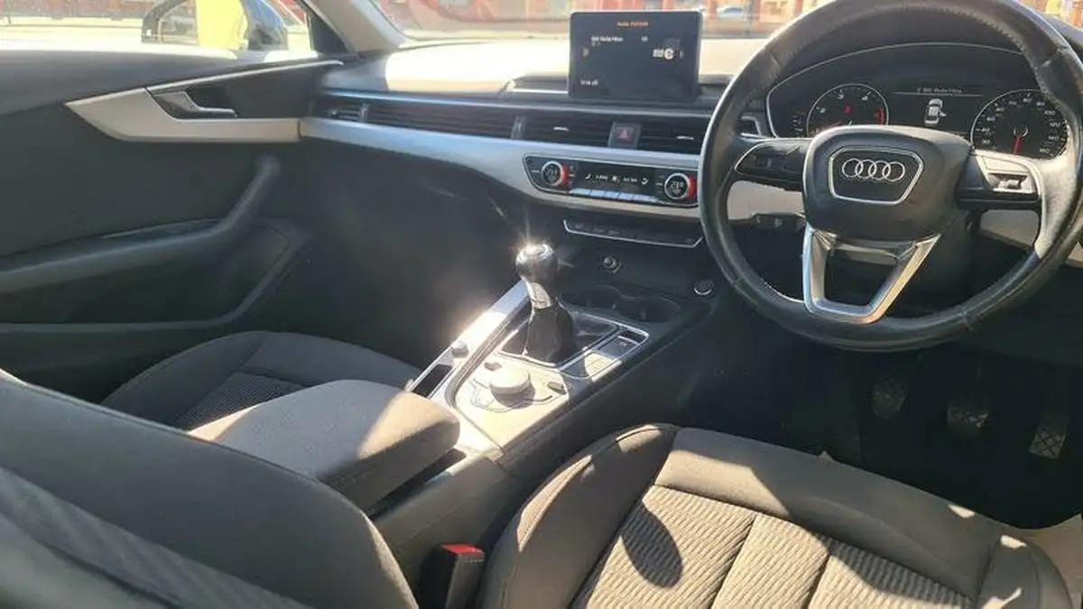 2016-audi-a4-20tdi-ultra-se-150ps-ss-s-tronic-big-28